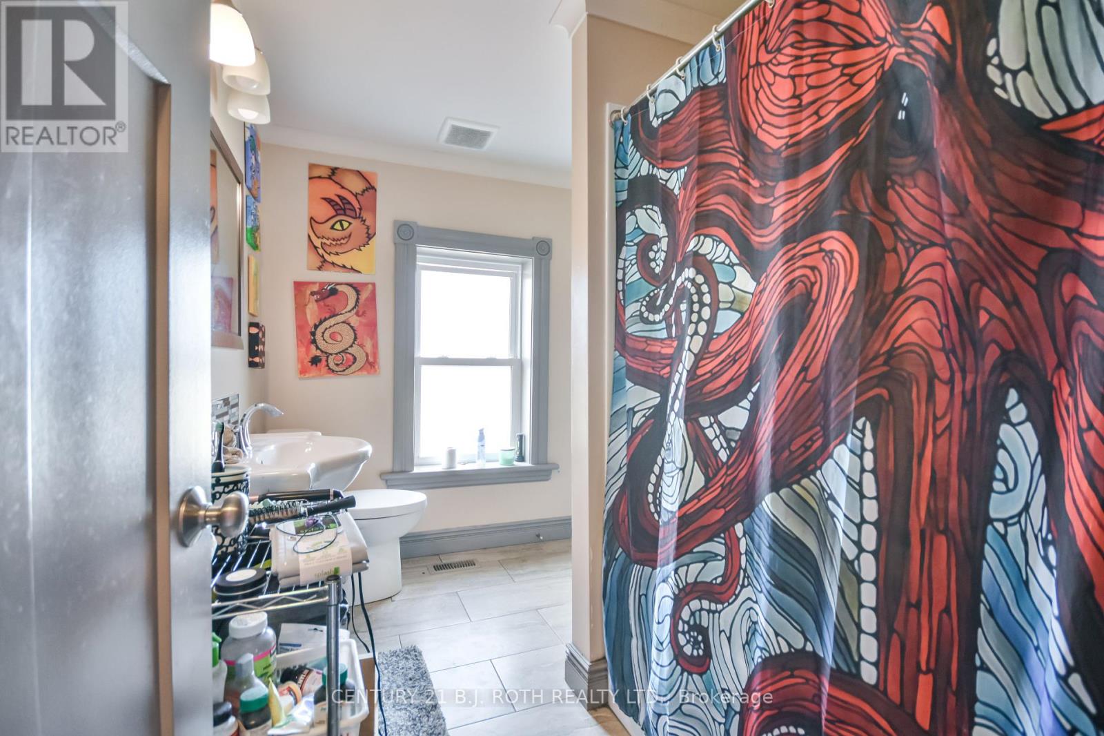 Photo 17 of 89 Andrew Street S, Orillia ON