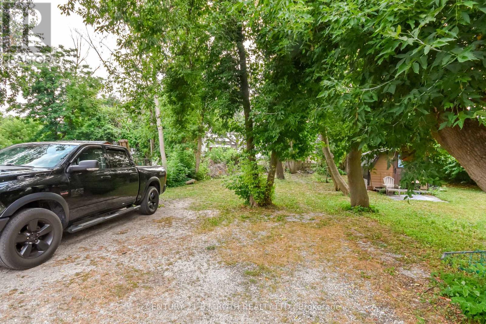 Photo 32 of 89 Andrew Street S, Orillia ON
