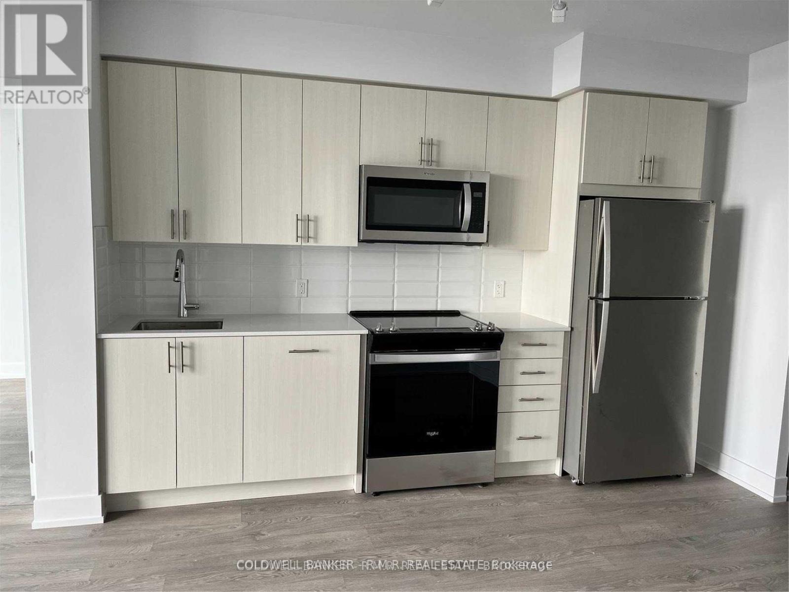 Photo 6 of 1704 2550 Simcoe Street N, Oshawa ON