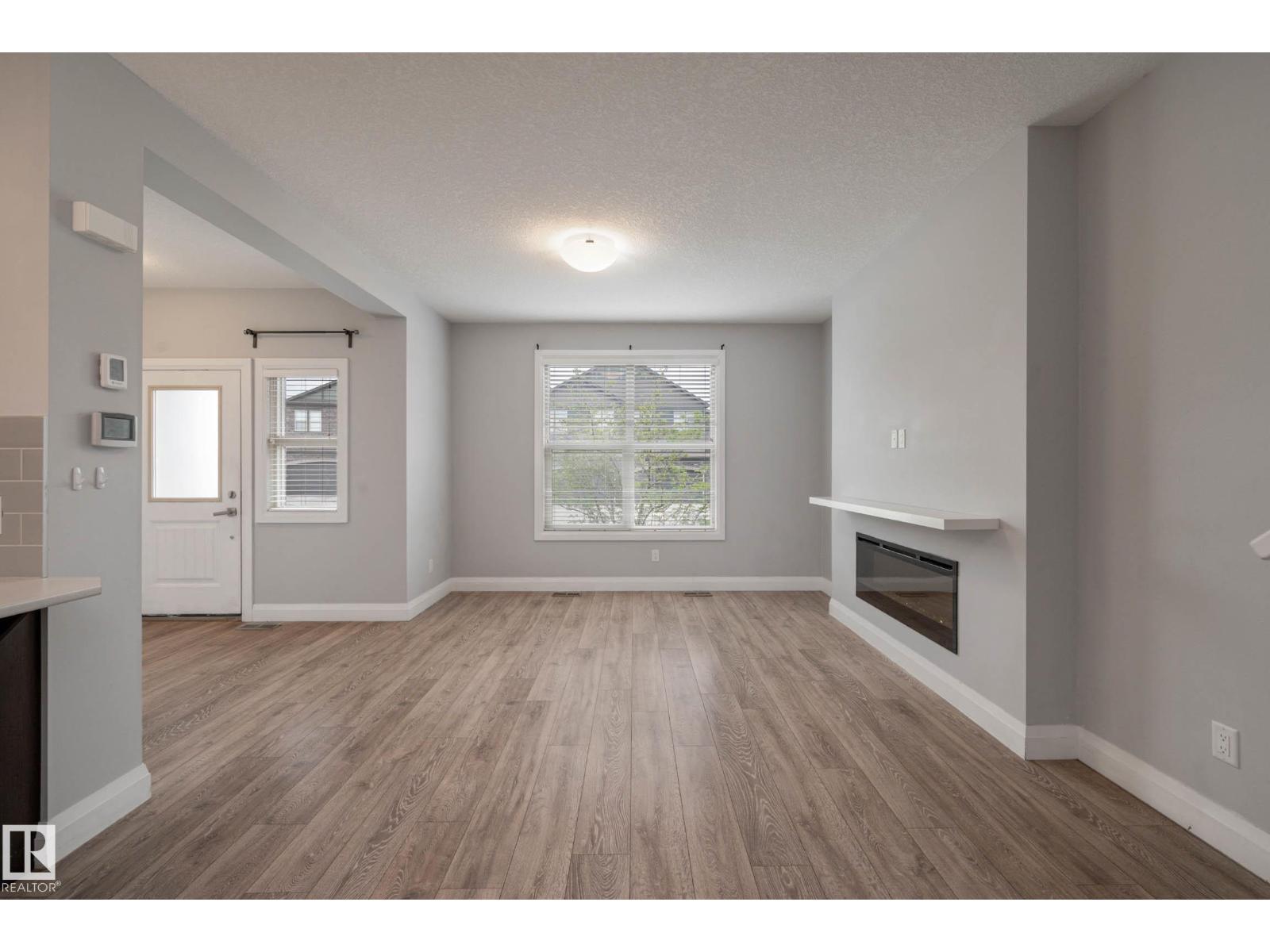 Photo 12 of 30 Greenbury Mr, Spruce Grove AB
