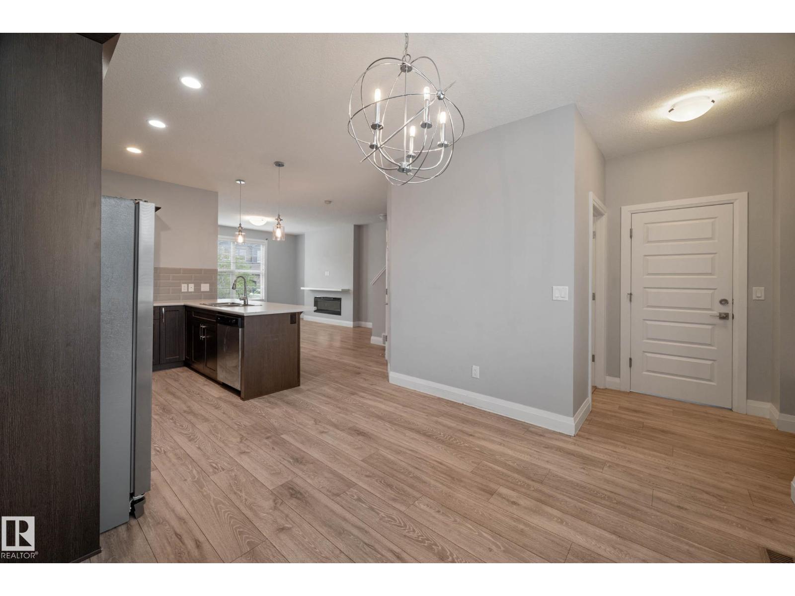 Photo 19 of 30 Greenbury Mr, Spruce Grove AB