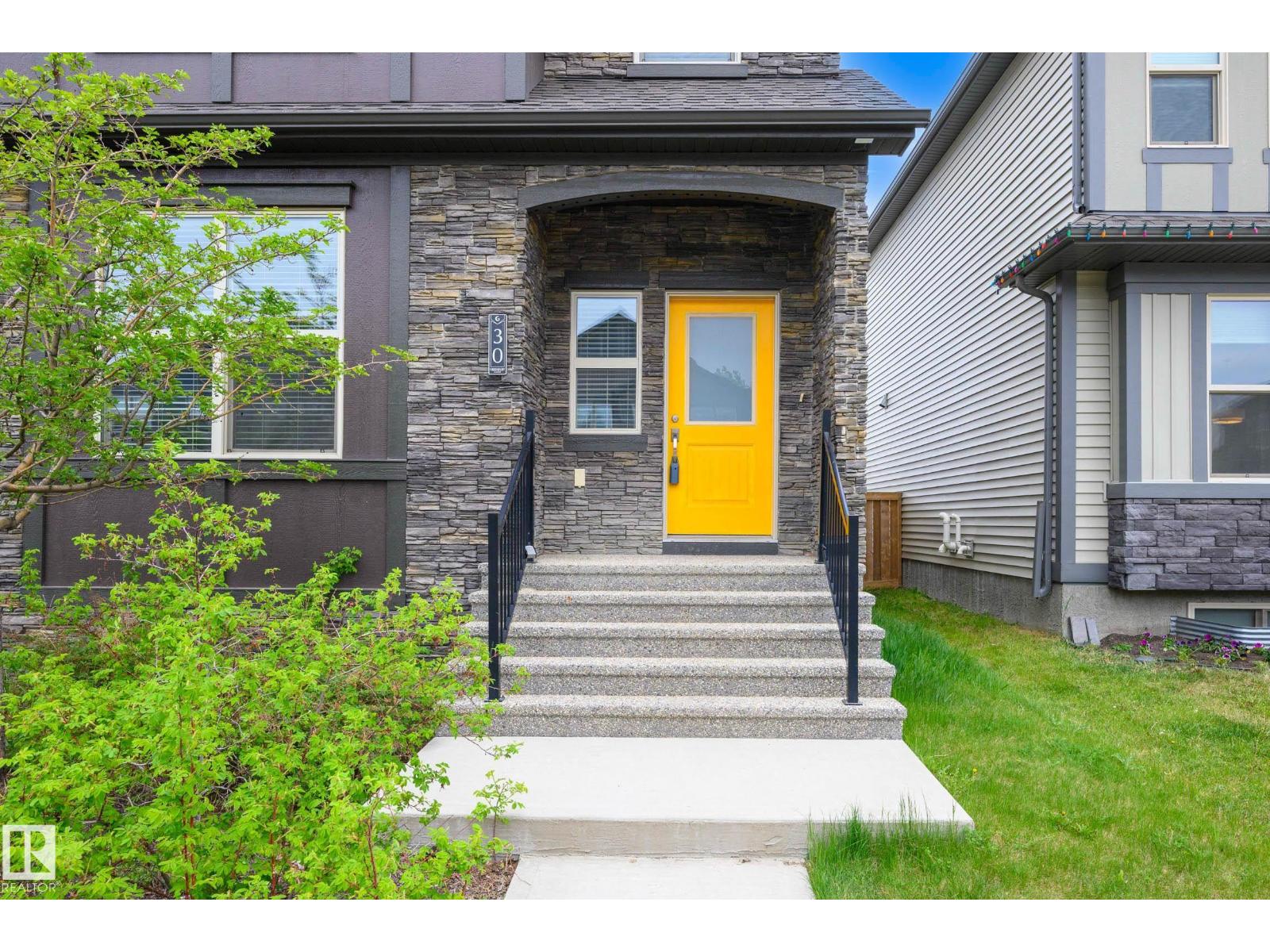 Photo 4 of 30 Greenbury Mr, Spruce Grove AB