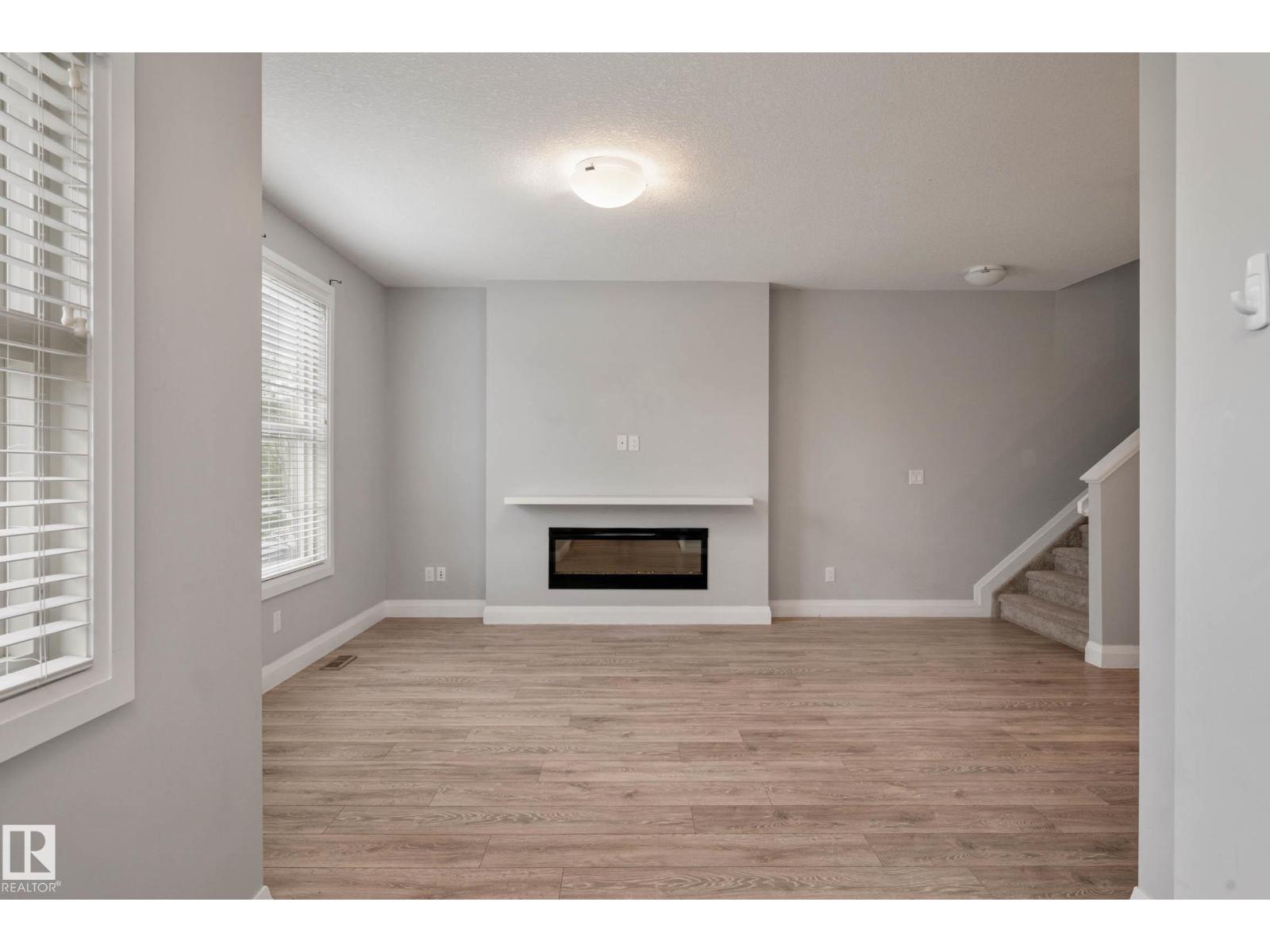 Photo 8 of 30 Greenbury Mr, Spruce Grove AB