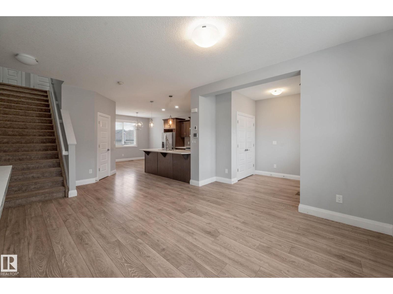 Photo 9 of 30 Greenbury Mr, Spruce Grove AB