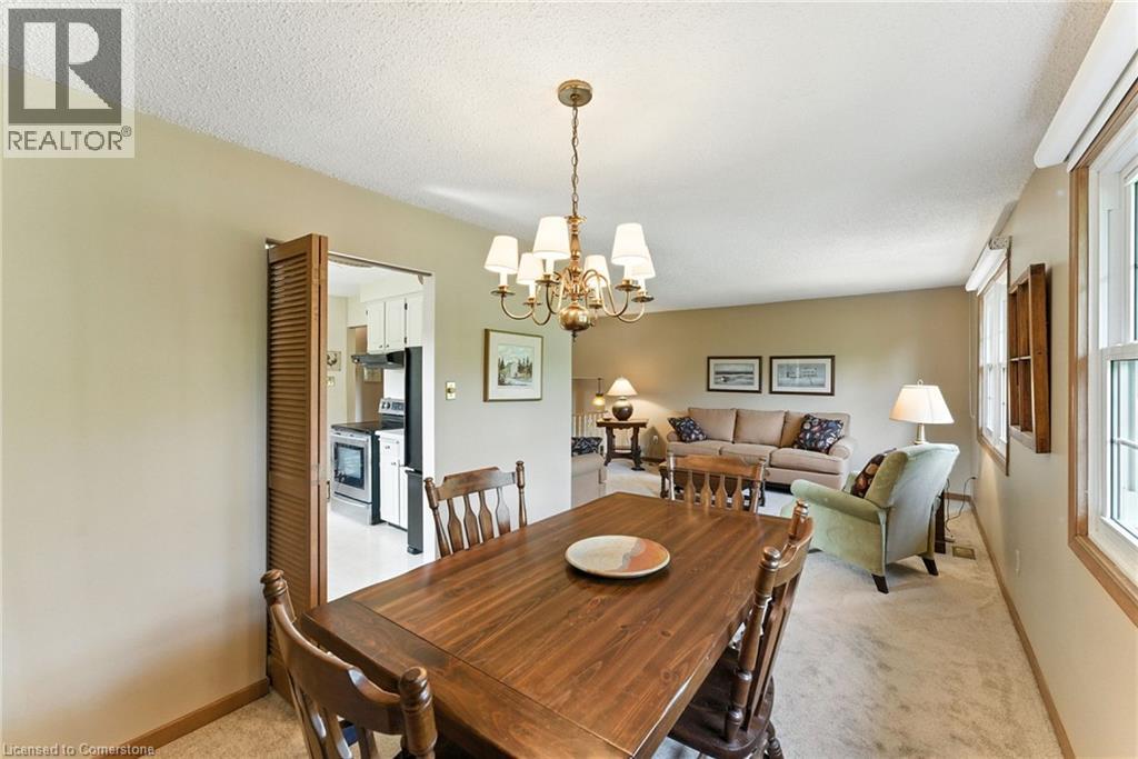 Photo 21 of 2682 Jerseyville Road W, Ancaster ON