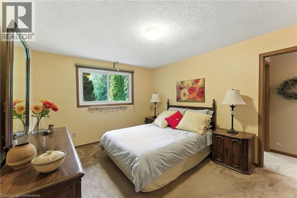 Photo 13 of 2682 Jerseyville Road W, Ancaster ON