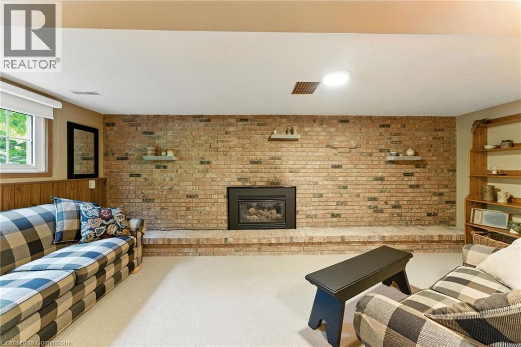 Photo 32 of 2682 Jerseyville Road W, Ancaster ON