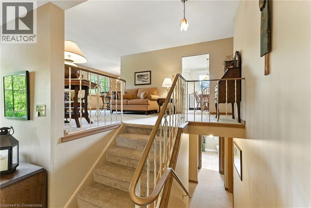 Photo 17 of 2682 Jerseyville Road W, Ancaster ON