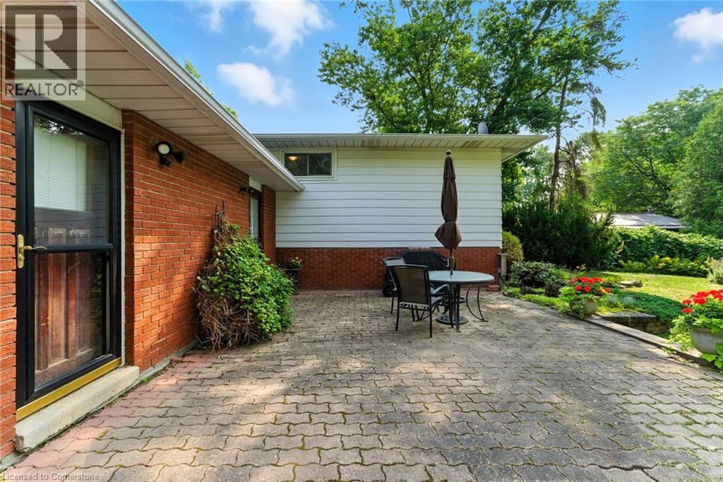 Photo 33 of 2682 Jerseyville Road W, Ancaster ON