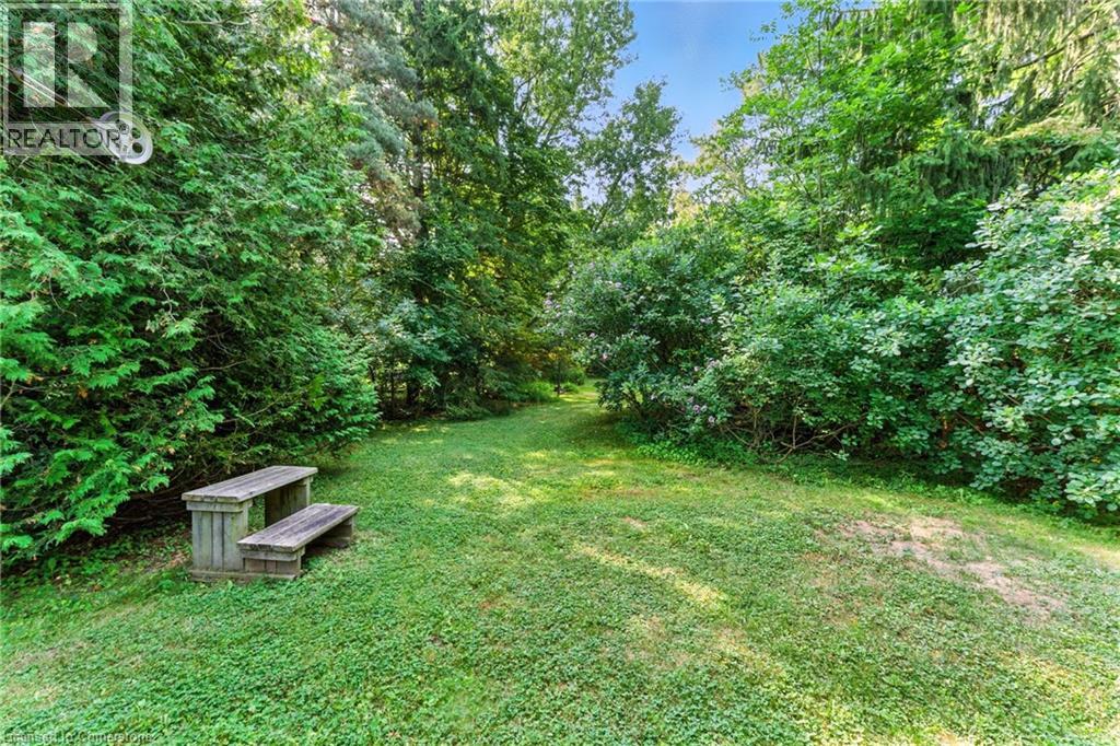 Photo 4 of 2682 Jerseyville Road W, Ancaster ON