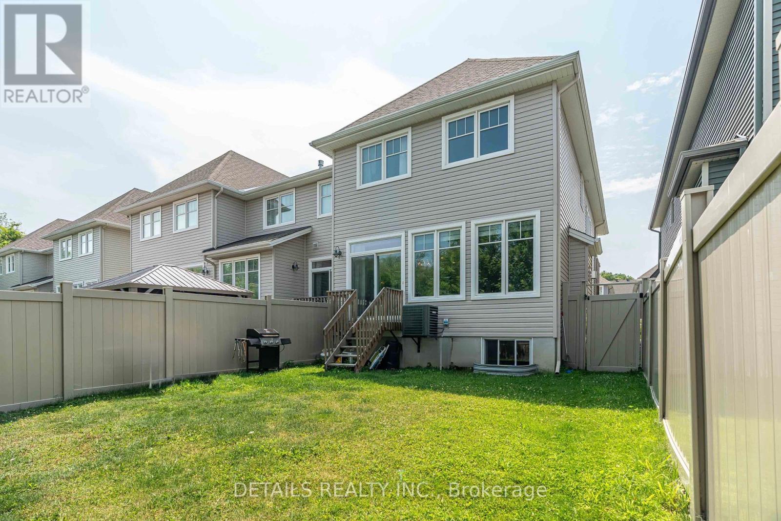 Photo 32 of 690 Vivera Place, Ottawa ON