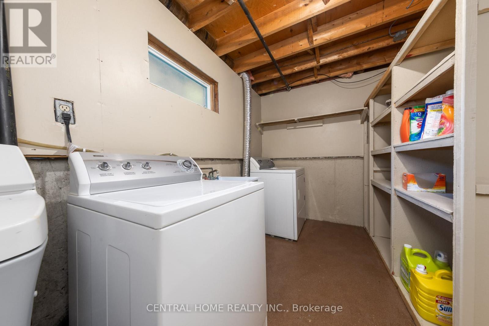 Photo 23 of 92 Pinemeadow Crescent, Waterloo ON