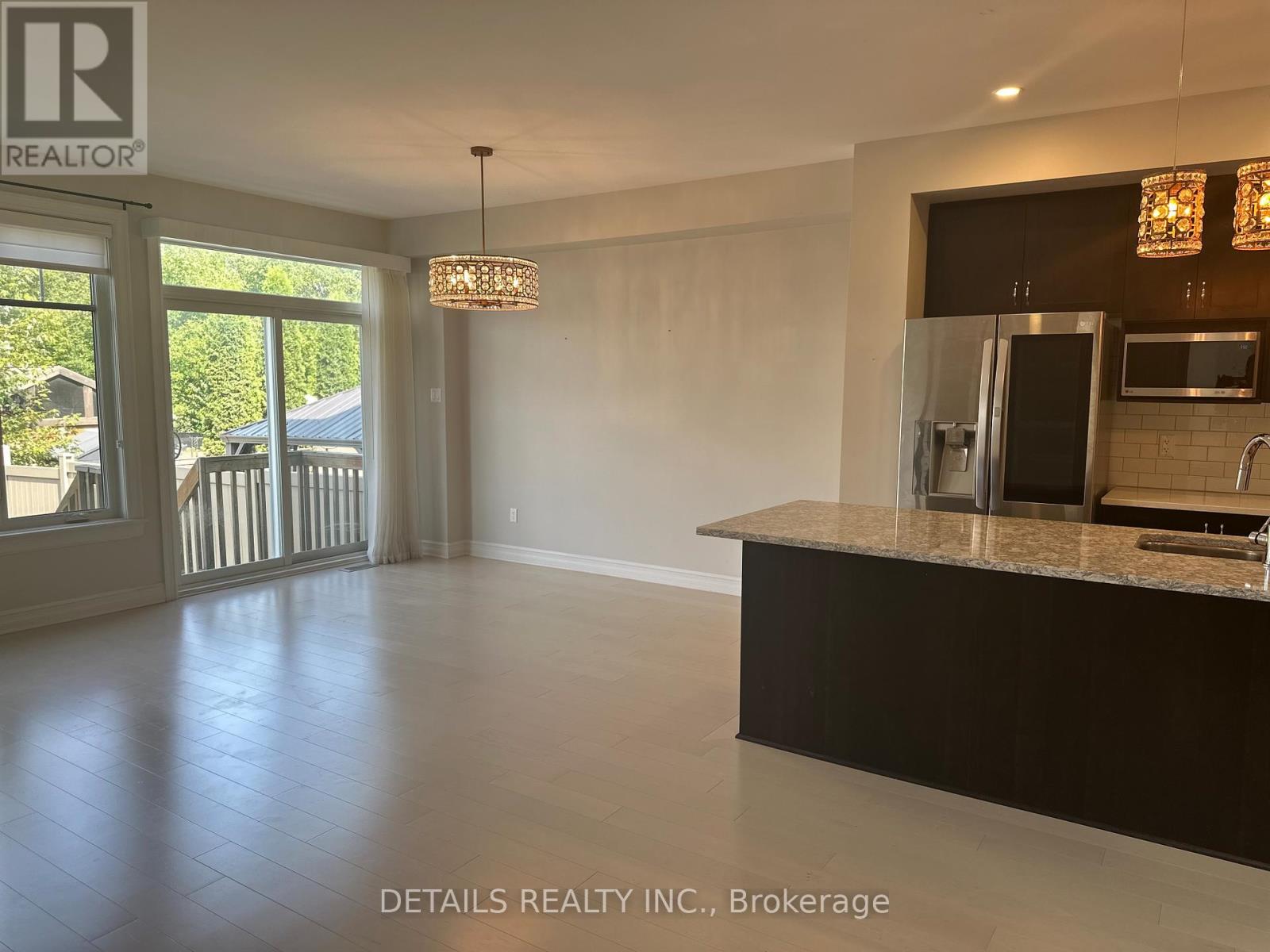 Photo 18 of 690 Vivera Place, Ottawa ON