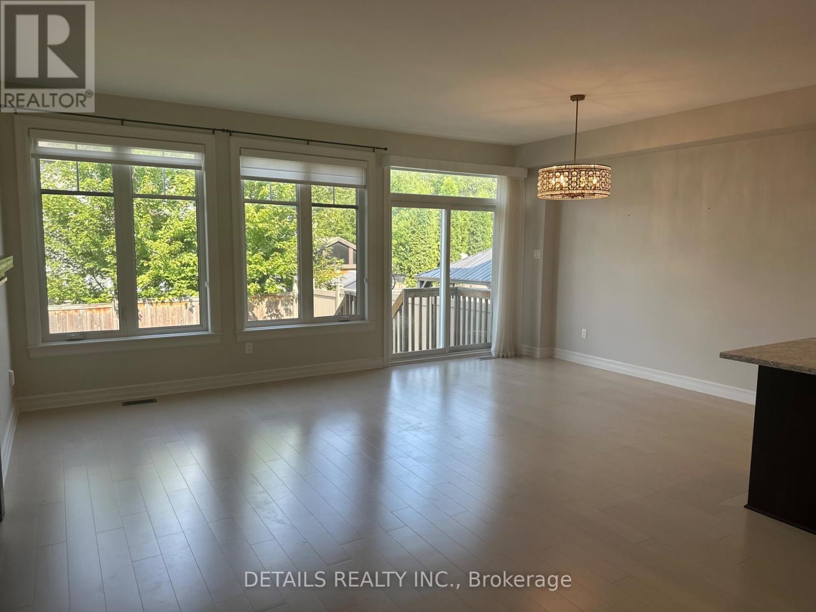 Photo 31 of 690 Vivera Place, Ottawa ON