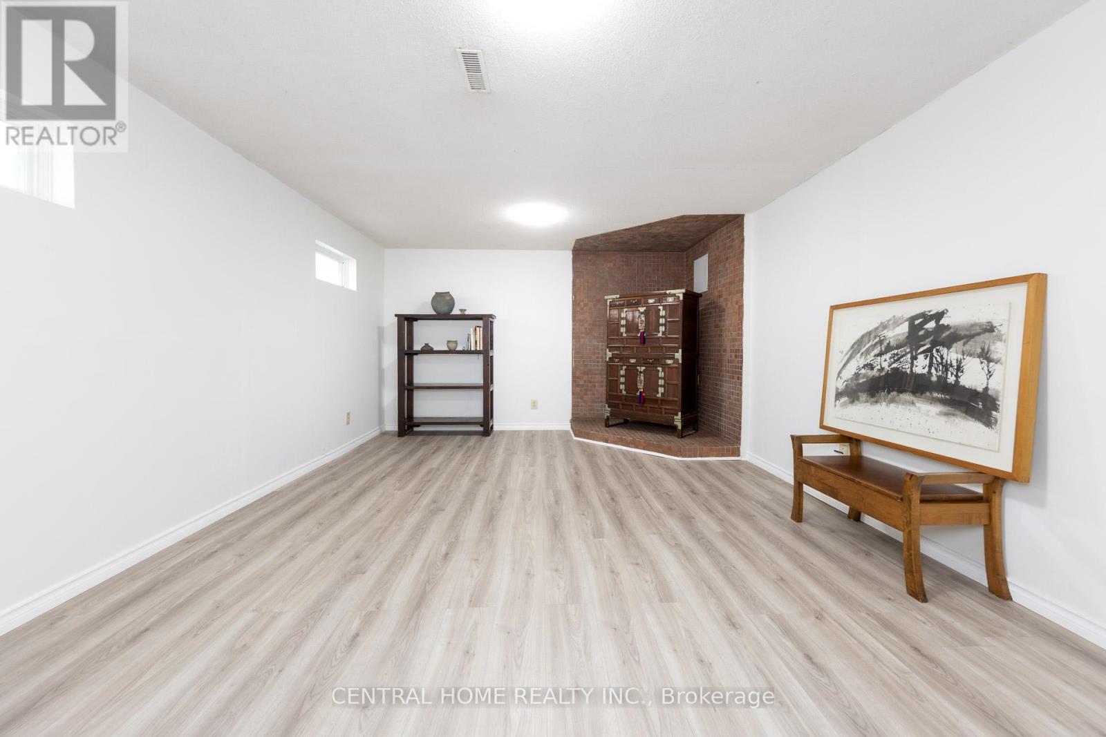 Photo 18 of 92 Pinemeadow Crescent, Waterloo ON