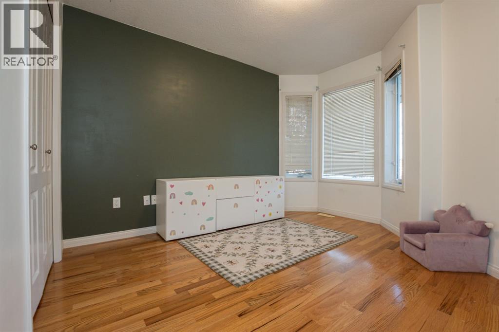 Photo 8 of 6654 98 C Street, Grande Prairie AB