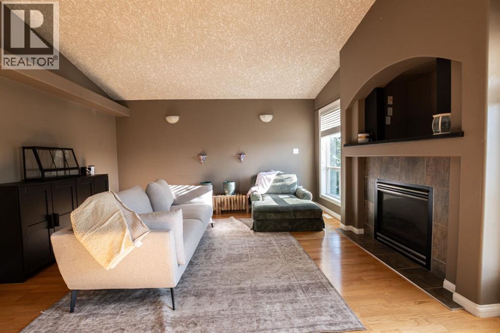 Photo 9 of 6654 98 C Street, Grande Prairie AB