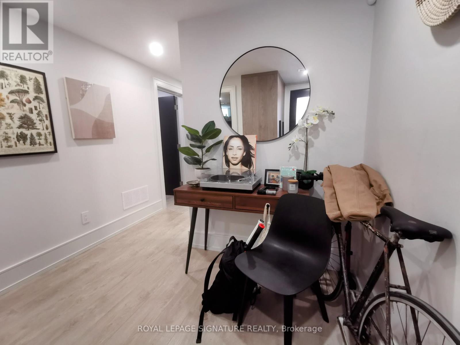 Photo 1 of Bsmt 20 Lukow Terrace, Toronto ON