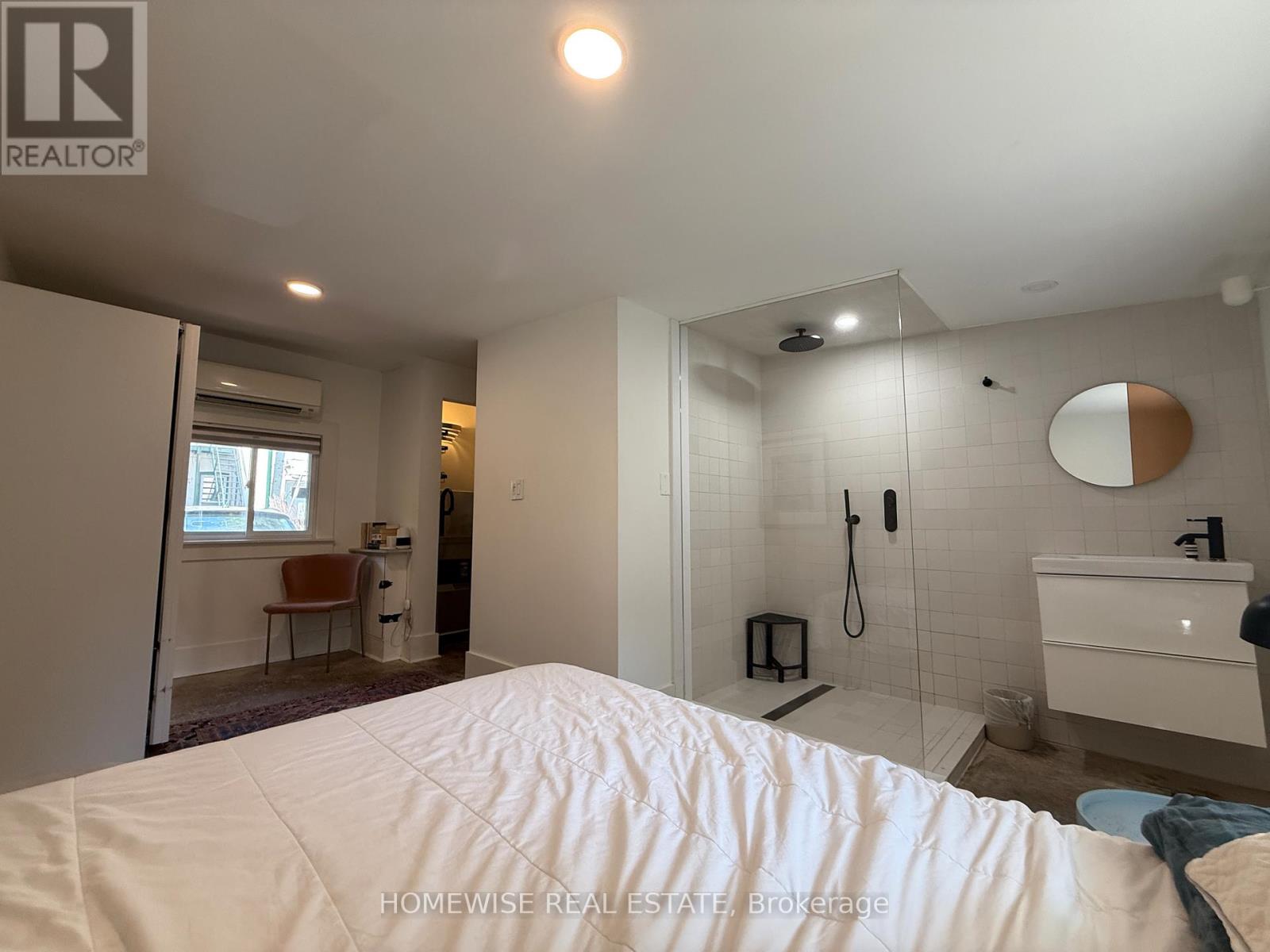Photo 13 of Coach House 183 Dowling Avenue, Toronto ON