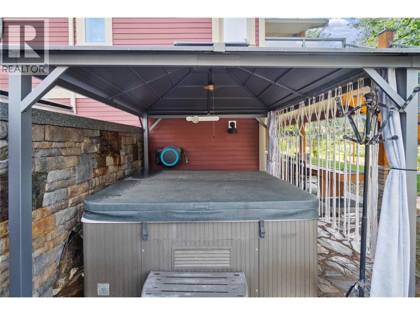 Photo 16 of 5100 Haynes Road, Vernon BC