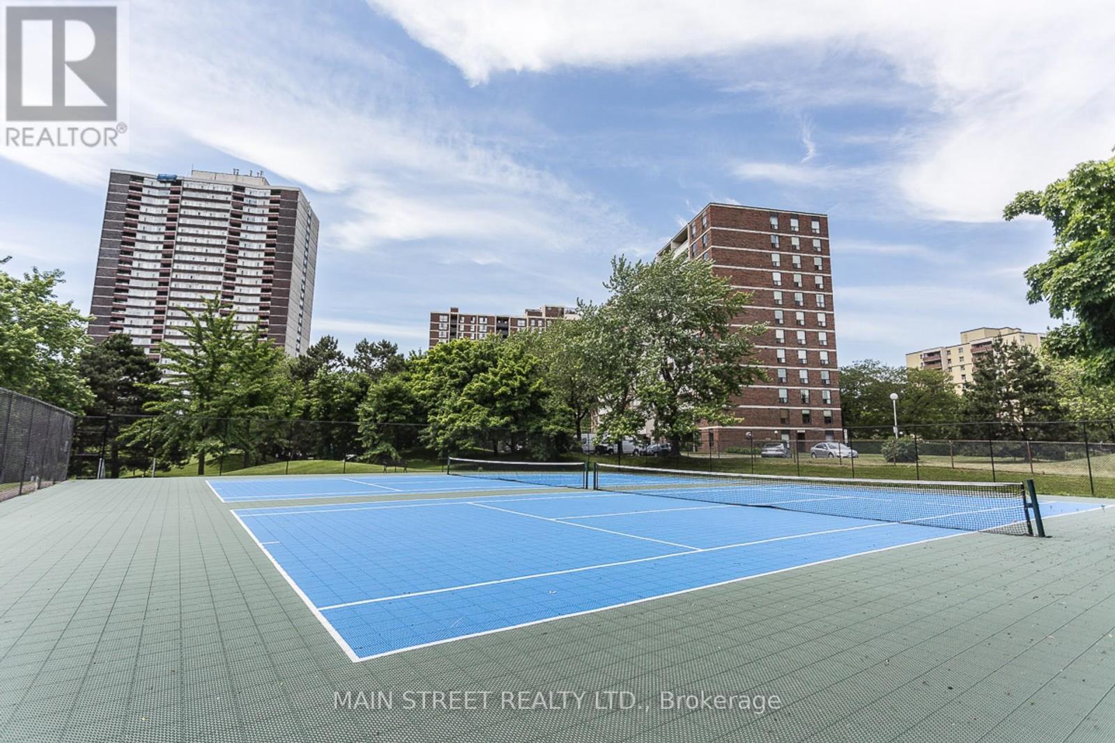 Photo 1 of 2502 3100 Kirwin Avenue, Mississauga ON