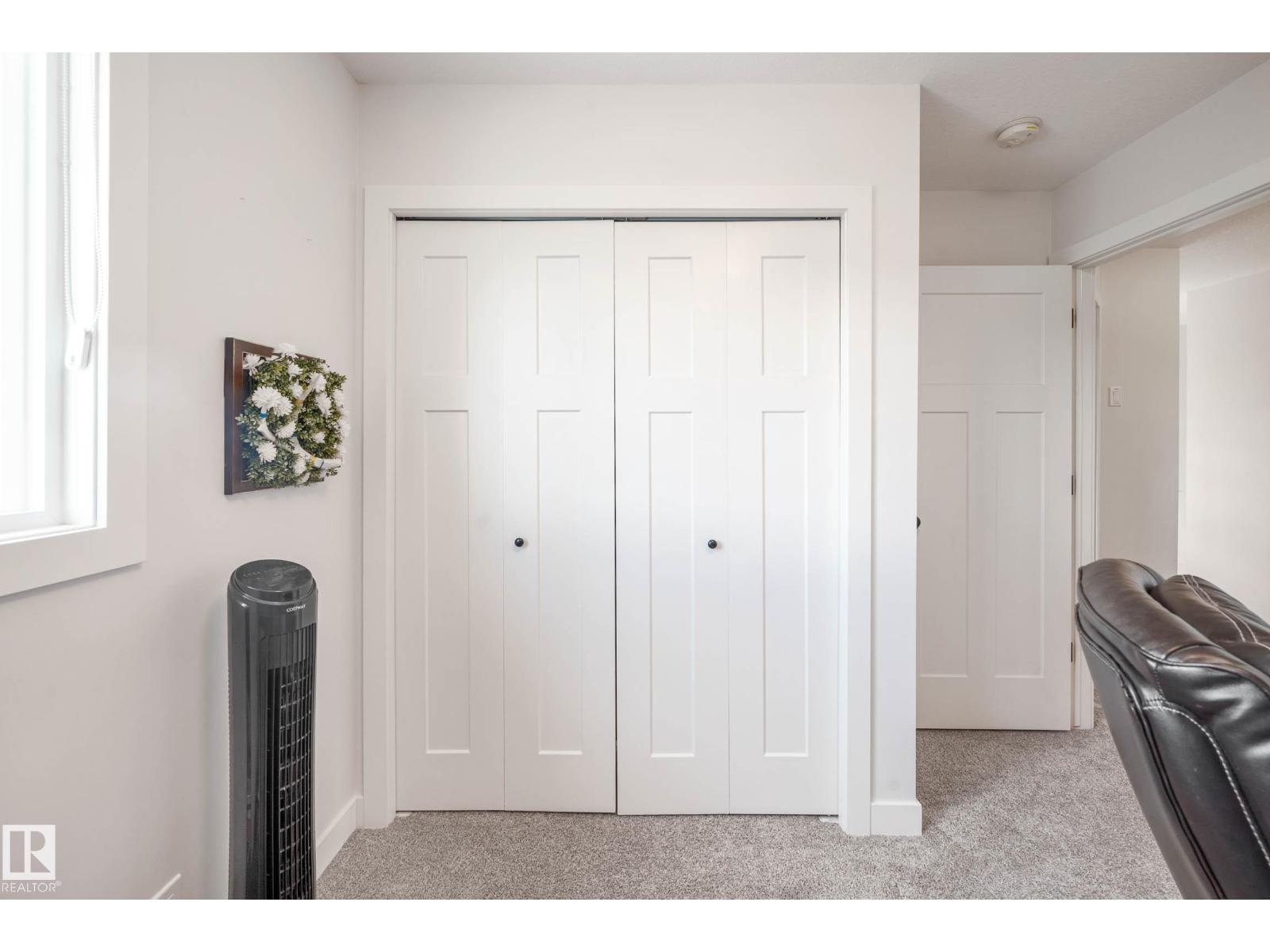 Photo 1 of 7204 Cardinal Wy Sw, Edmonton AB