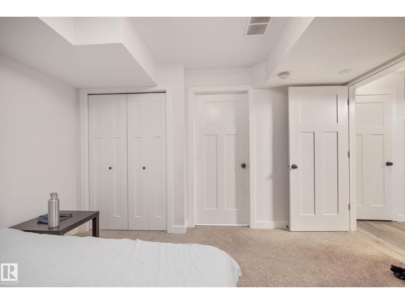 Photo 36 of 7204 Cardinal Wy Sw, Edmonton AB