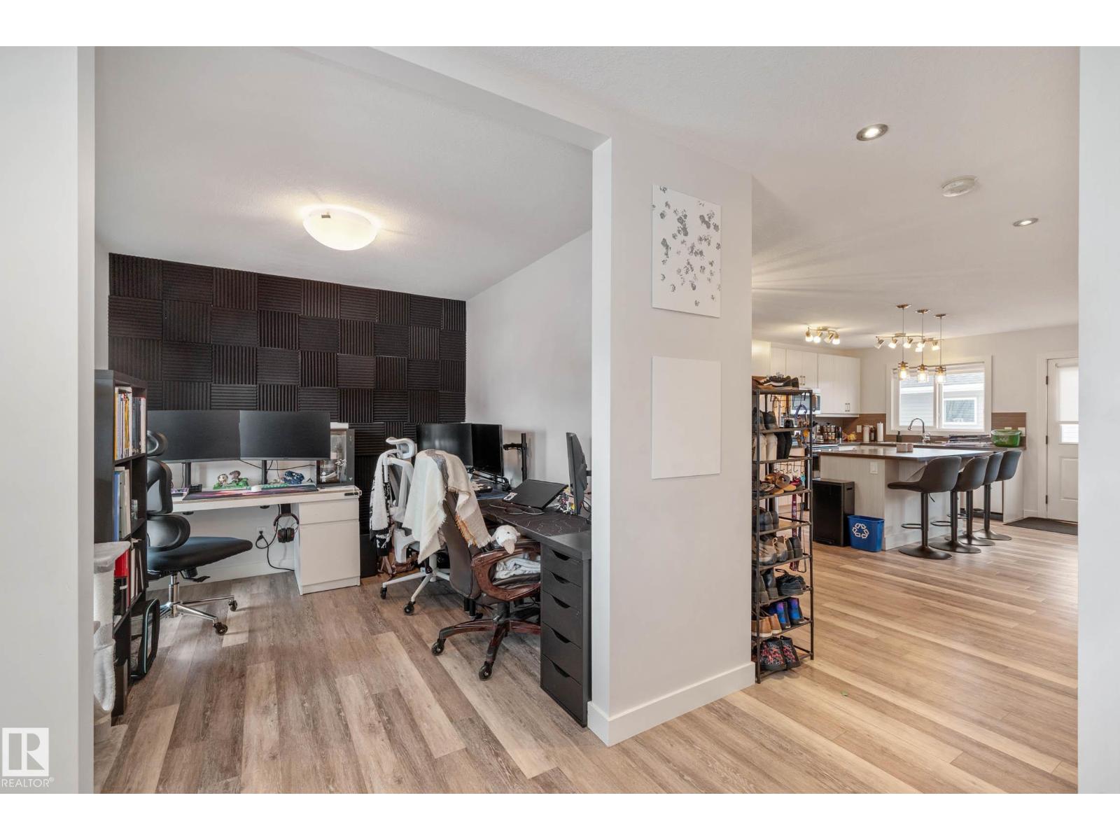 Photo 44 of 7204 Cardinal Wy Sw, Edmonton AB