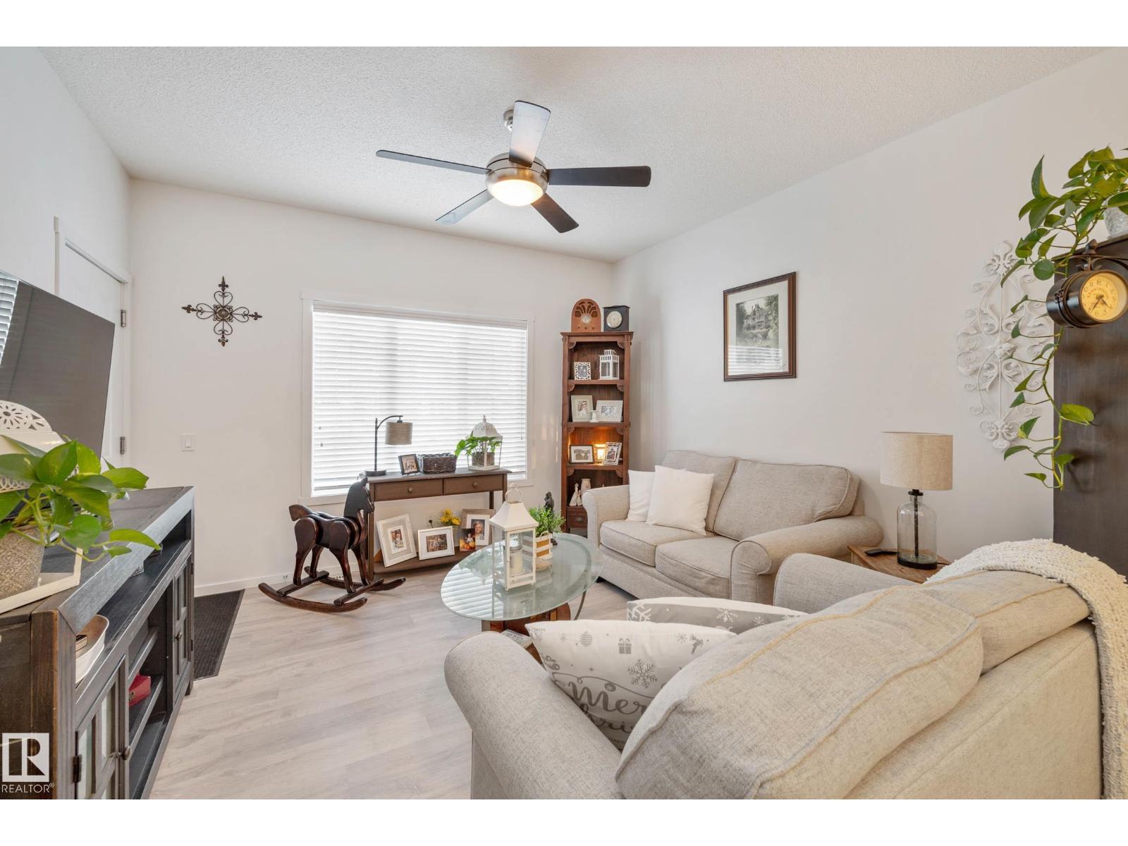 Photo 4 of 4319 Cooke Ln Sw, Edmonton AB