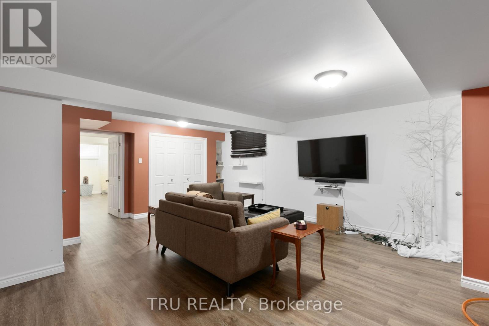 Photo 20 of 18 Gannet Street W, Ottawa ON