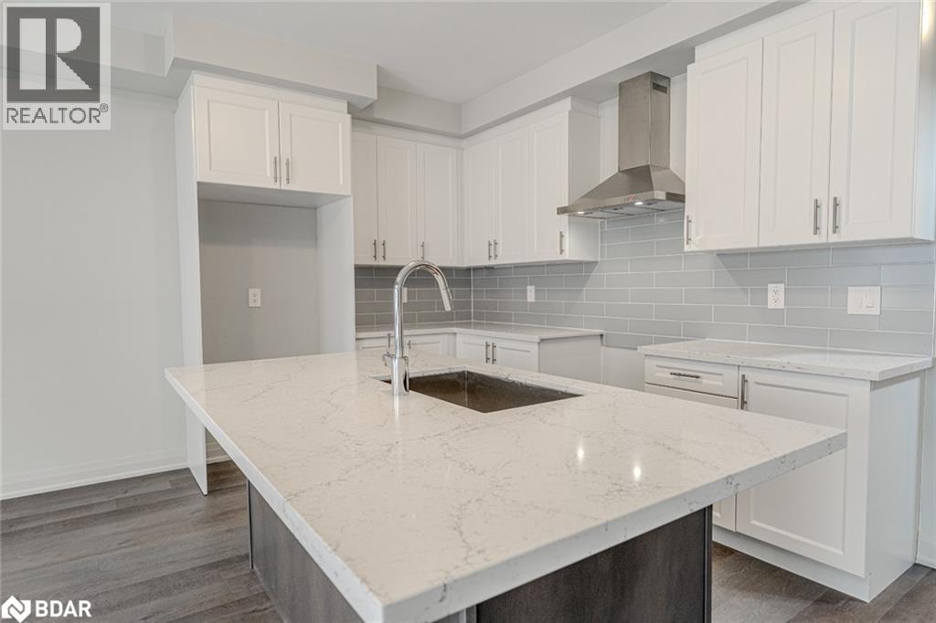 Photo 17 of 25 Amsterdam Drive, Barrie ON