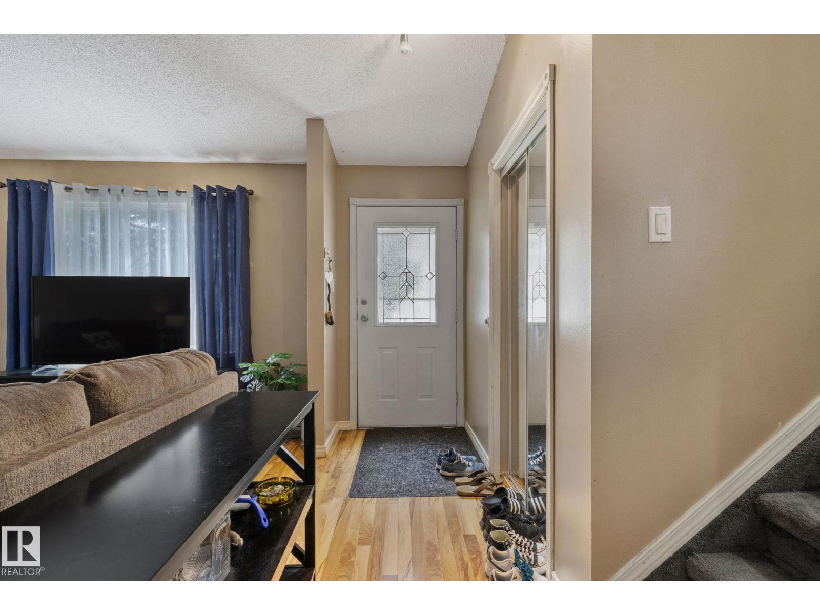Photo 37 of 4424 32 A Av Nw, Edmonton AB