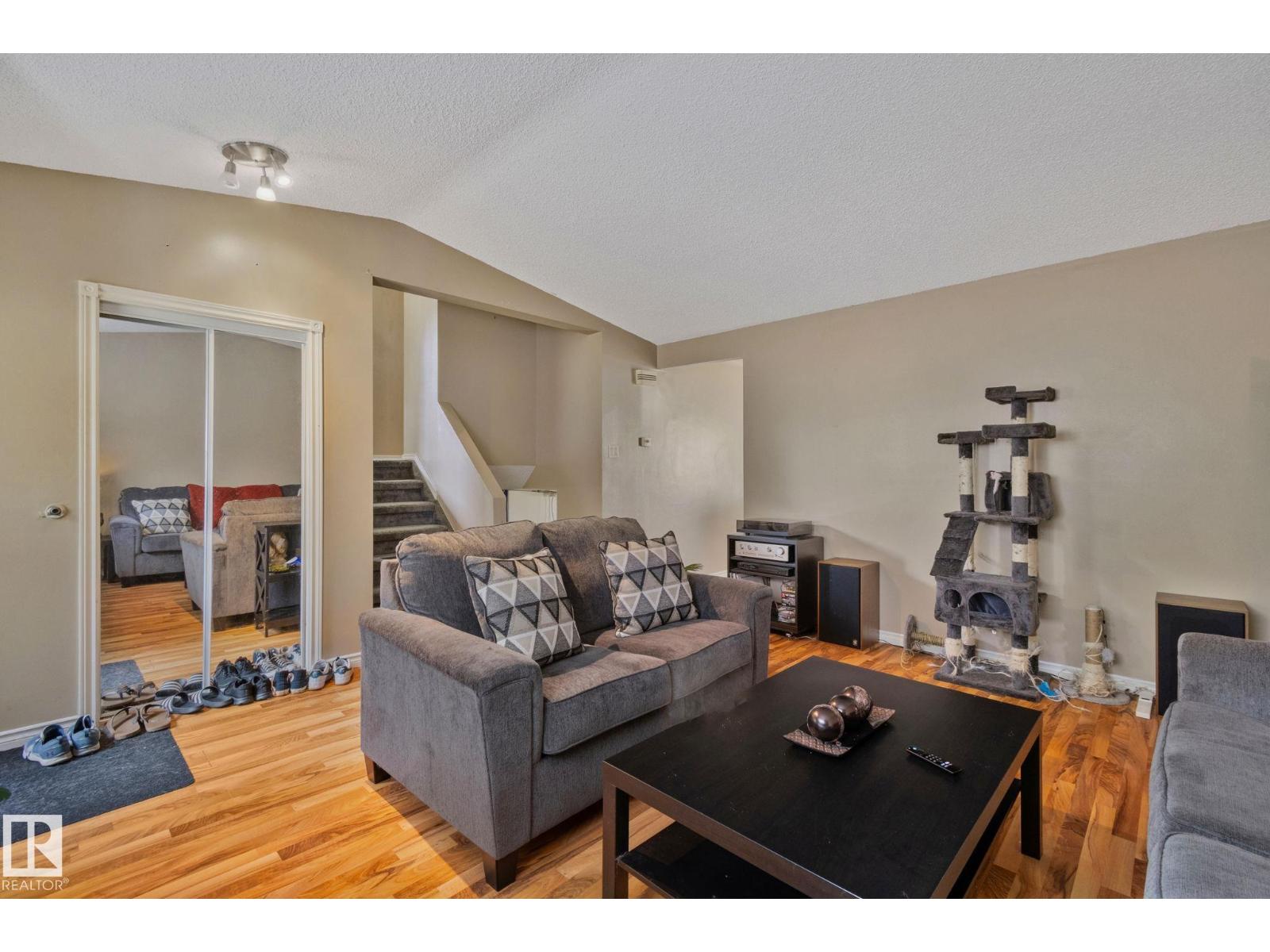 Photo 26 of 4424 32 A Av Nw, Edmonton AB