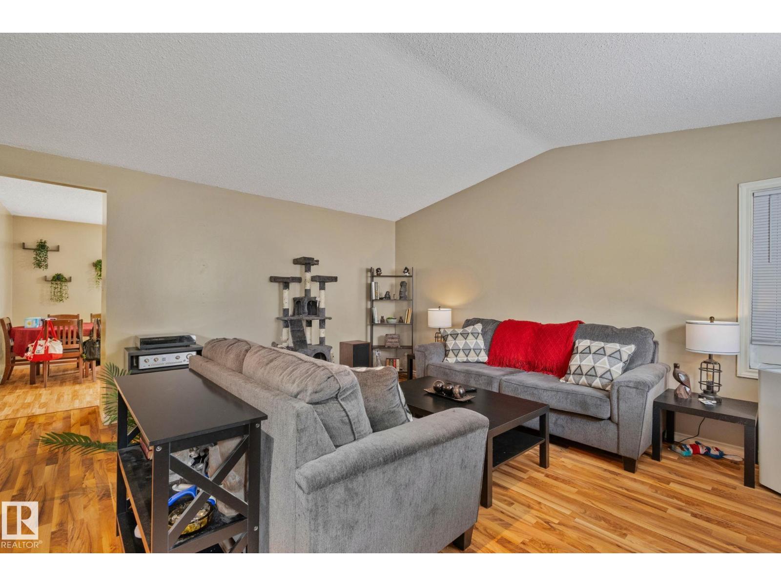 Photo 39 of 4424 32 A Av Nw, Edmonton AB