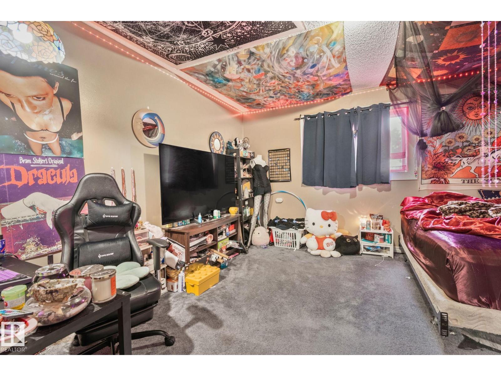 Photo 4 of 4424 32 A Av Nw, Edmonton AB