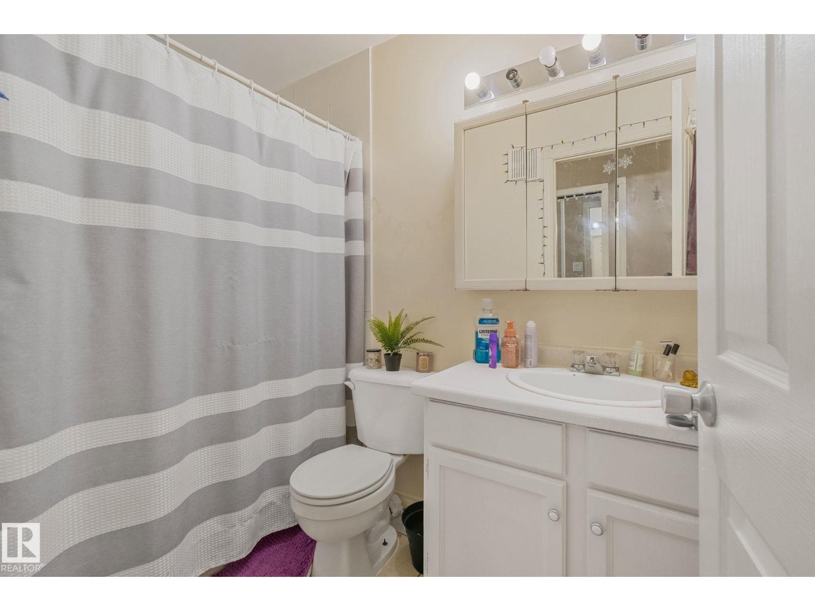 Photo 33 of 4424 32 A Av Nw, Edmonton AB