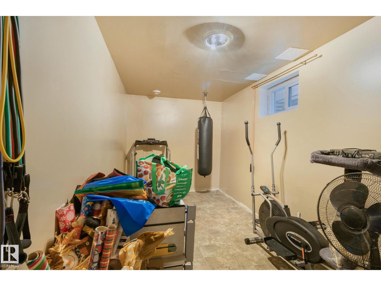 Photo 40 of 4424 32 A Av Nw, Edmonton AB