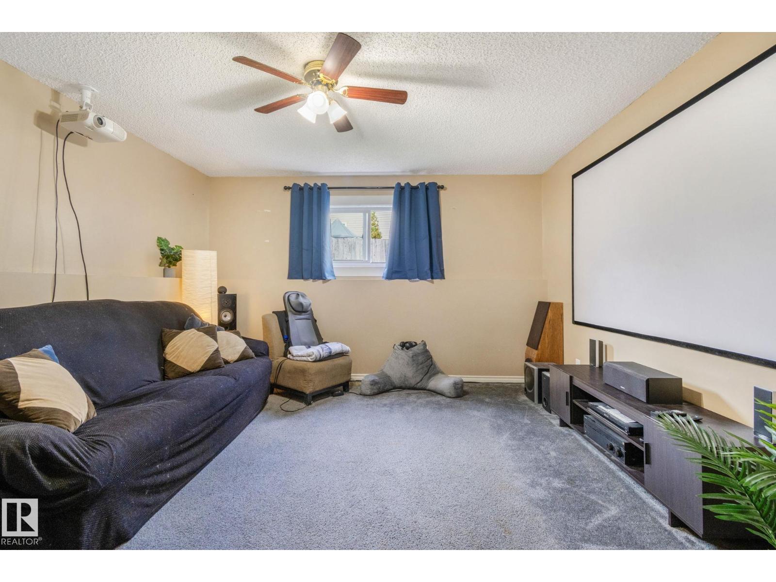 Photo 6 of 4424 32 A Av Nw, Edmonton AB