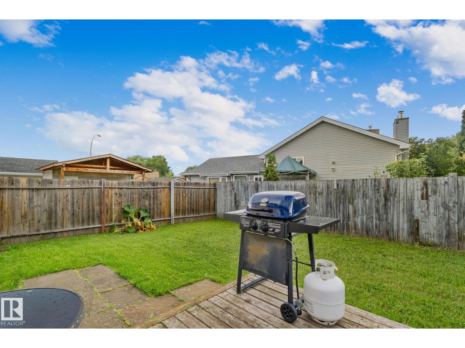 Photo 29 of 4424 32 A Av Nw, Edmonton AB