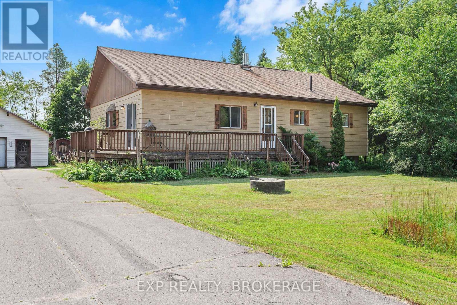 Photo 27 of 4 Denison Drive, Addington Highlands ON