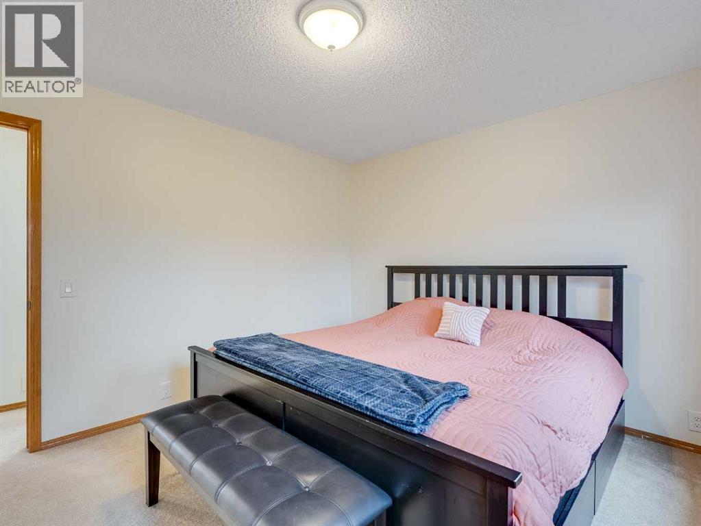 Single Family House for Sale in  Bridleridge Gardens SW Bridlewood Calgary 