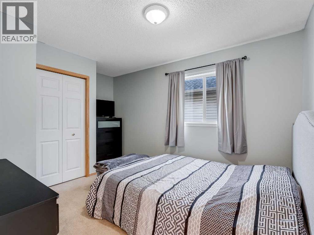 Single Family House for Sale in  Bridleridge Gardens SW Bridlewood Calgary 