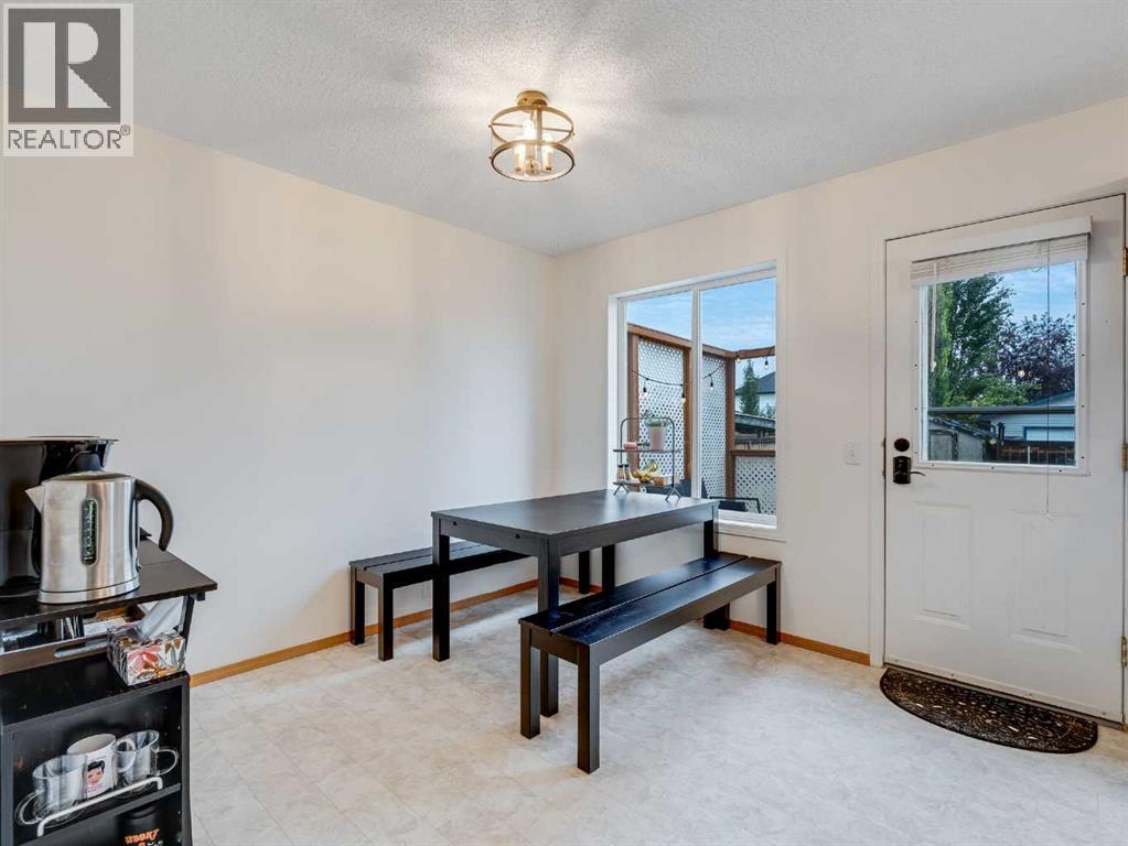 Single Family House for Sale in  Bridleridge Gardens SW Bridlewood Calgary 