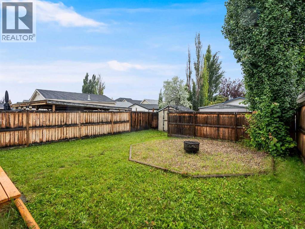 Single Family House for Sale in  Bridleridge Gardens SW Bridlewood Calgary 