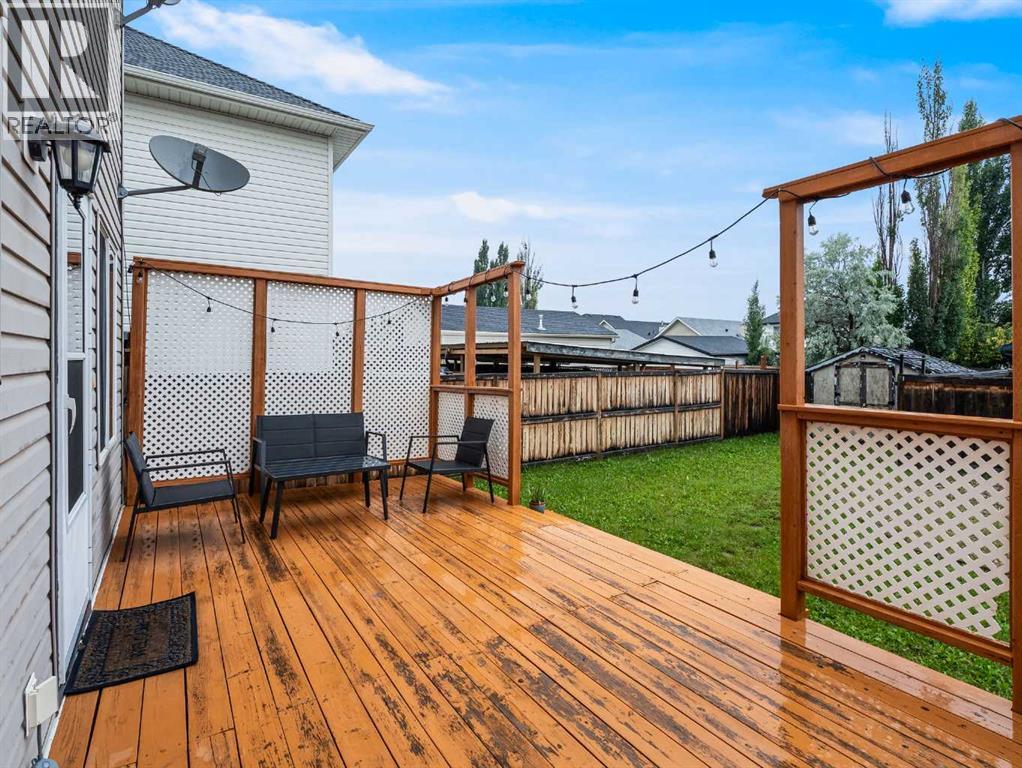 Single Family House for Sale in  Bridleridge Gardens SW Bridlewood Calgary 
