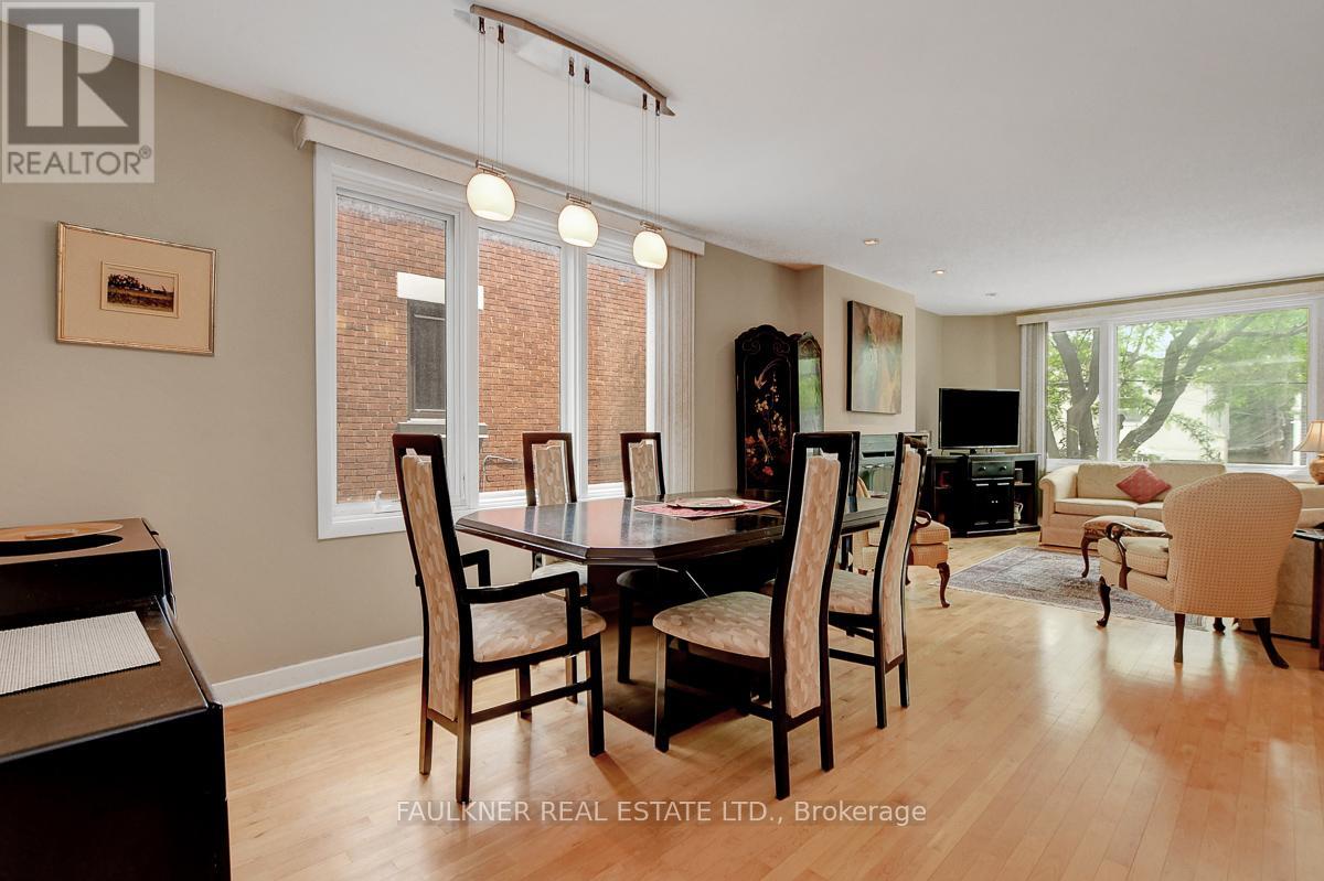 Photo 18 of 13 A Windsor Avenue, Ottawa ON