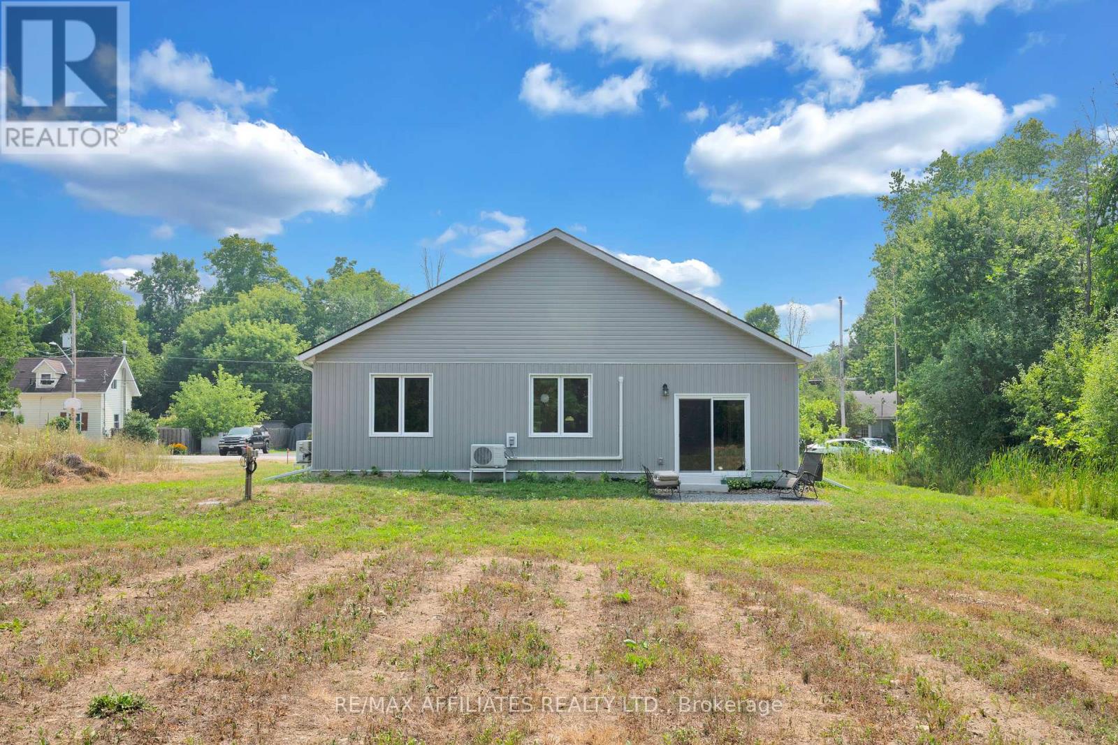 Photo 31 of 8 Simcoe Street, Rideau Lakes ON