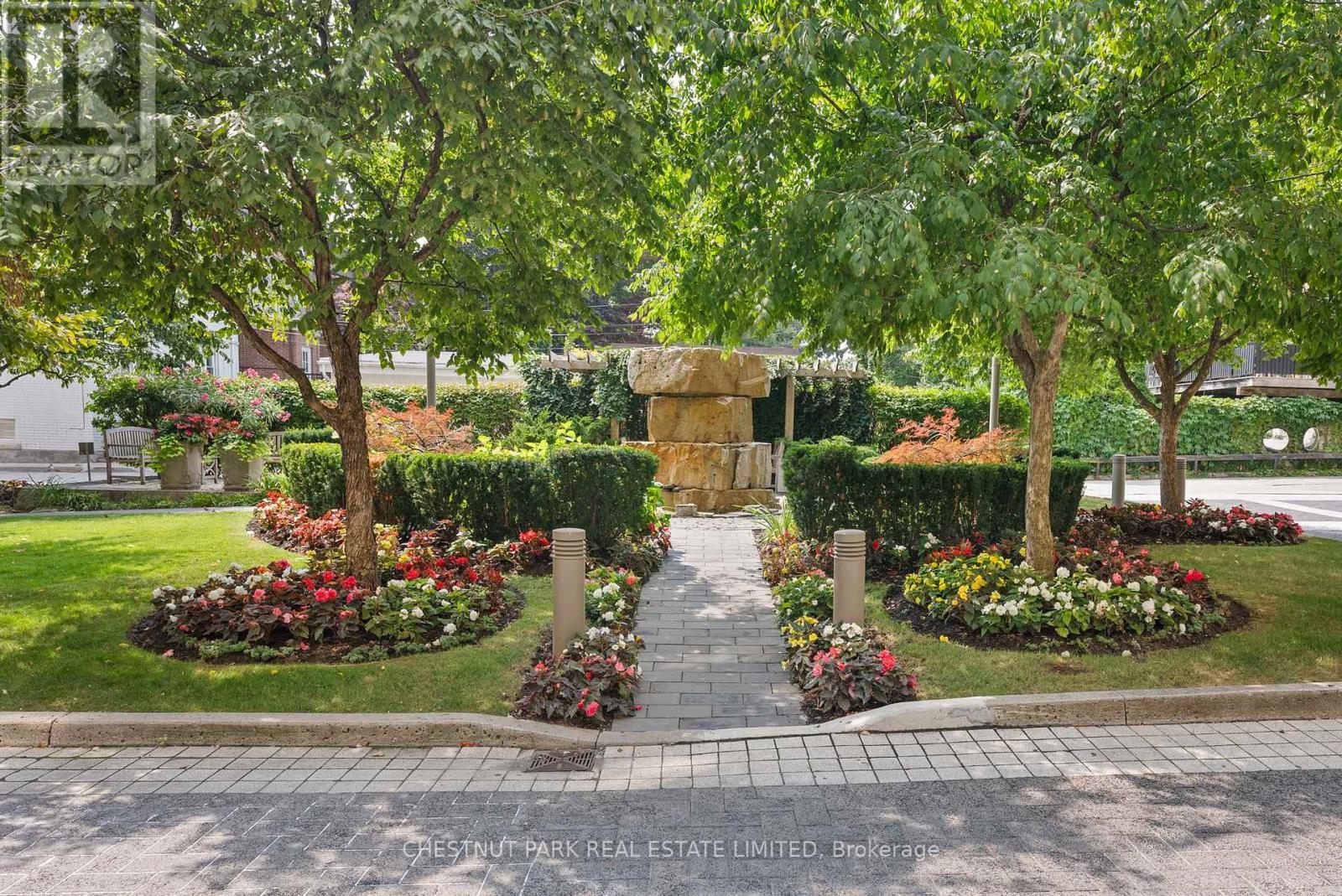 Photo 34 of 308 1 Balmoral Avenue, Toronto ON