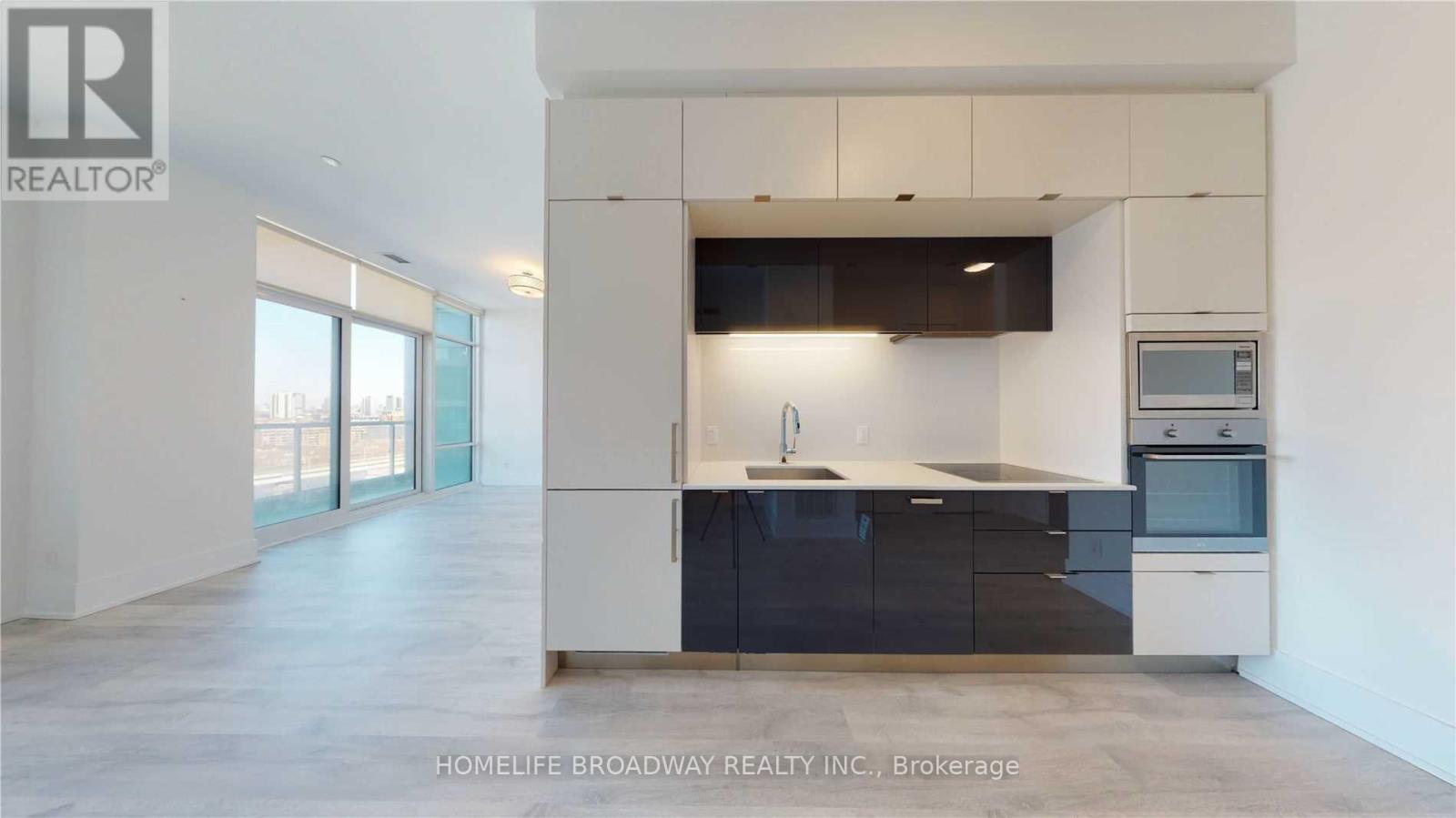 Photo 12 of Sph 31 1 Edgewater Drive, Toronto ON