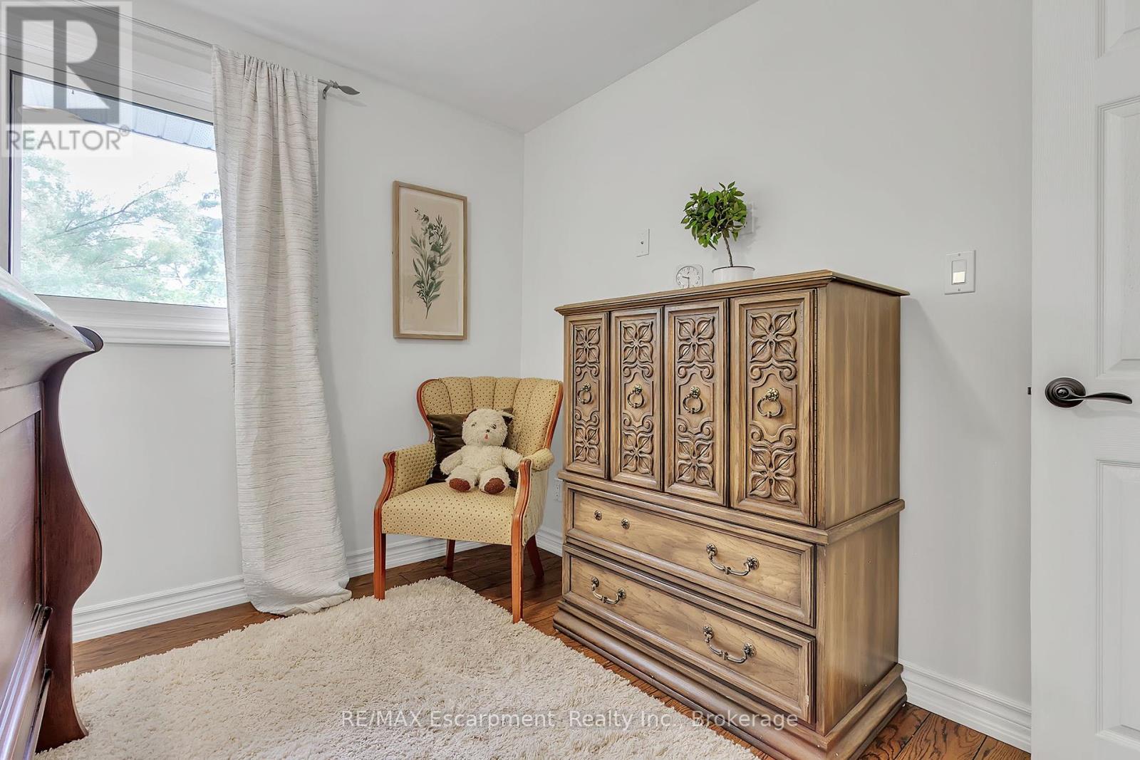 Photo 24 of 2410 Tait Avenue, Burlington ON